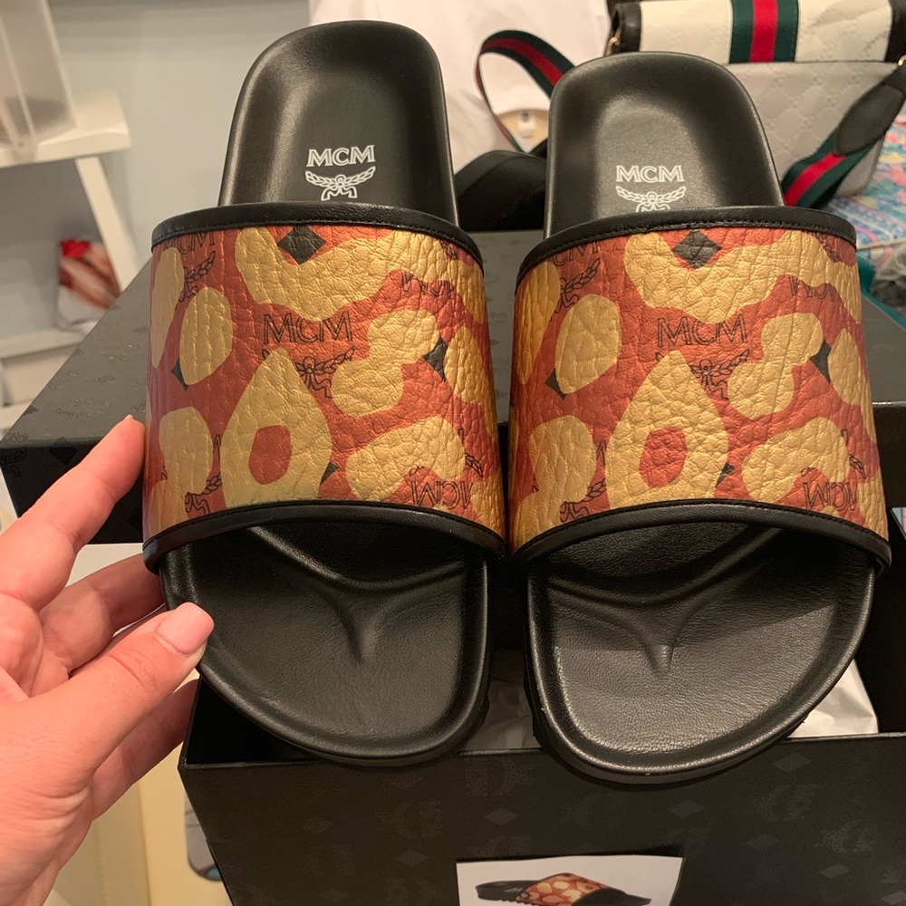 Mcm slides authentic